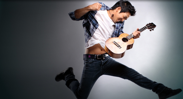 Jake Shimabukuro in Concert